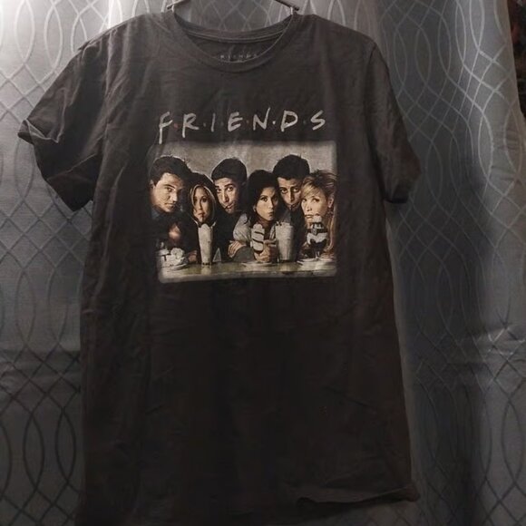 F.R.I.E.N.D.S. Tshirt - Picture 1 of 4